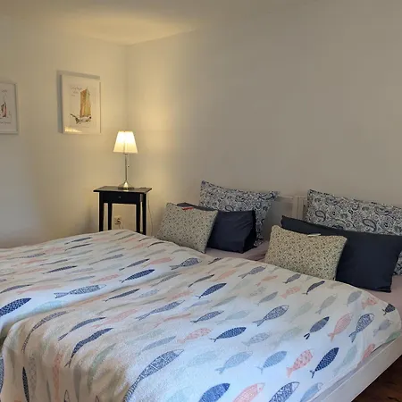 Chrissies Nr 5 * Born